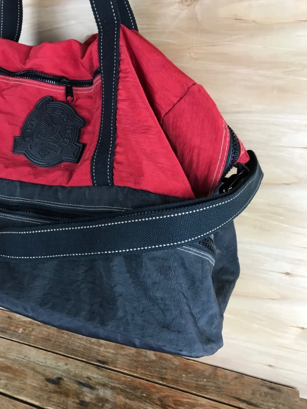Vintage Eddie Bauer Red Duffel Gym Bag Goose Logo Shoulder Strap w/Handles